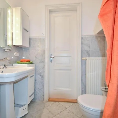 Schlossbauer 11 塞巴特黑灵斯多夫